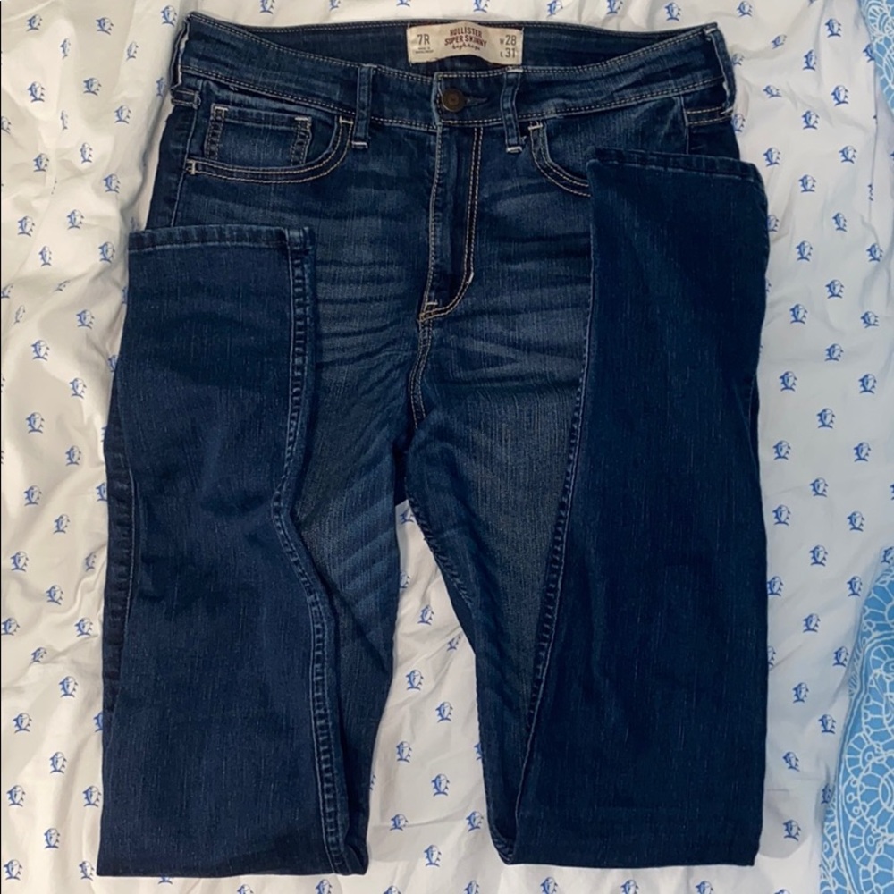 Hollister Super Skinny Jeans
